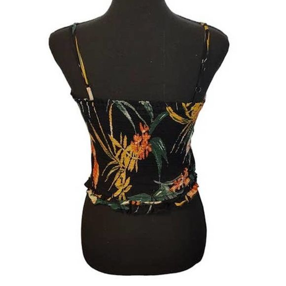 Patrons of Peace Tropical Cropped Smocked Tank Medium - Picture 5 of 7